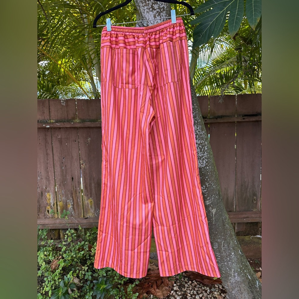 Women's Pink & Orange Striped Wide-Leg Pants - Picture 3 of 5